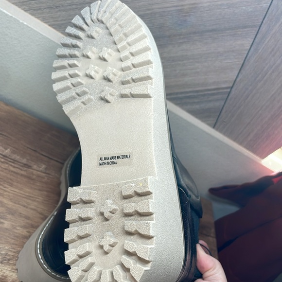 Dolce Vita Rielle Chelsea Wedge Boots black NWB size 7 - Picture 5 of 6